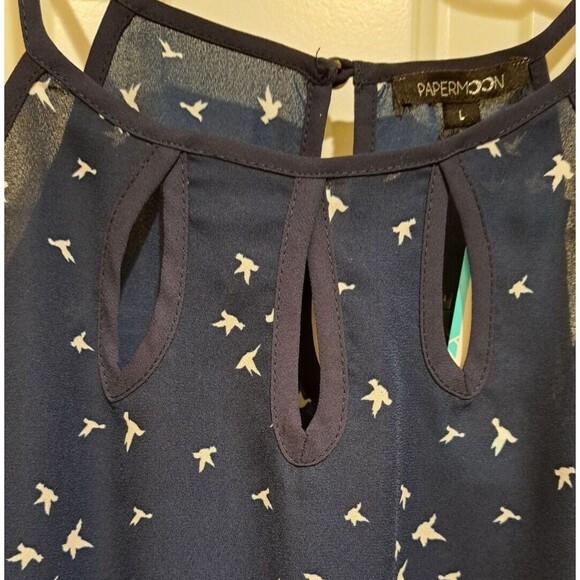 NWT Papermoon Womens Bird Print Top with Keyhole Neckline Blue Blouse Size Large - Picture 4 of 9